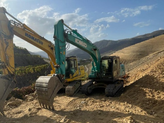 Kobelco 210-11