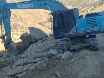 Kobelco 210-11